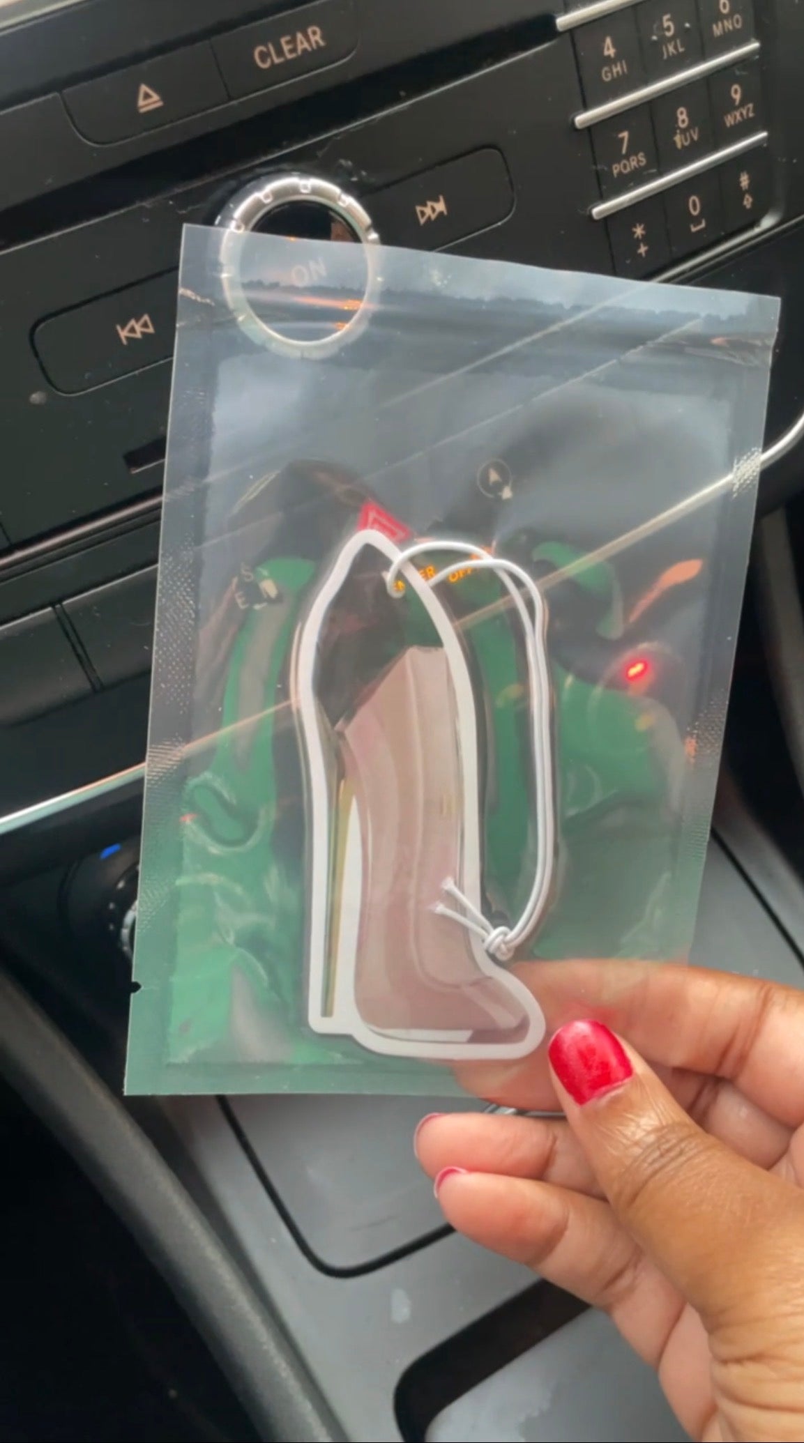 Luxe Air Freshener - Carolina Herrera Good Girl